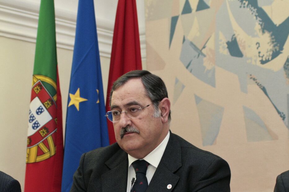 CTT contratam 200 pessoas