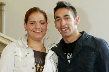 Anel de noivado com douradinhos