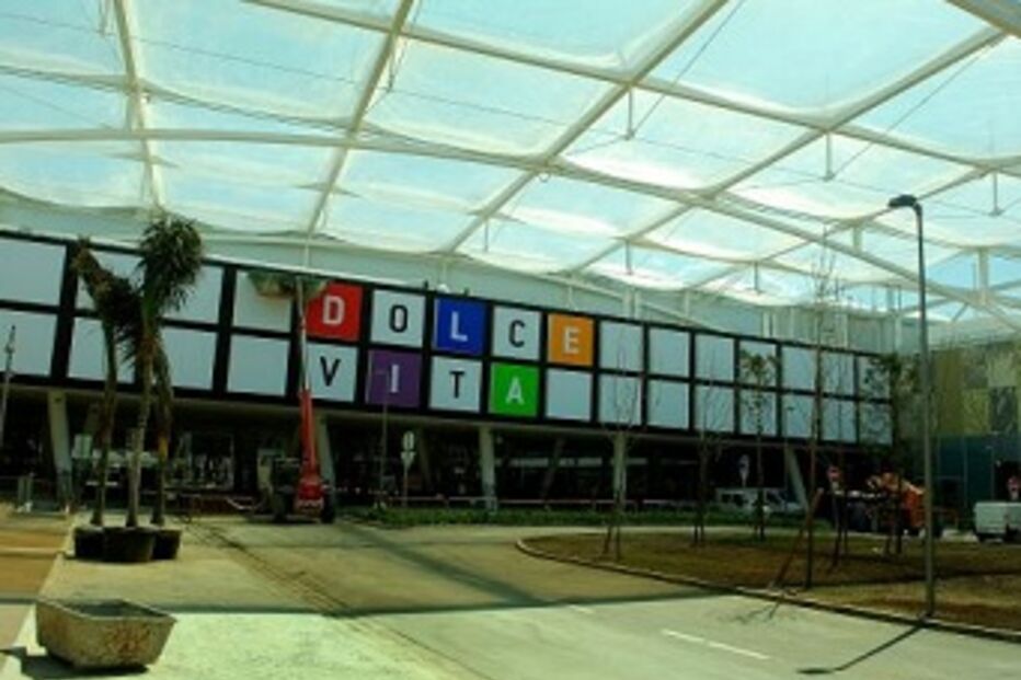 dolce vita tejo,rebentamento,chuva,mau tempo,vento,amadora,bombeiros,psp