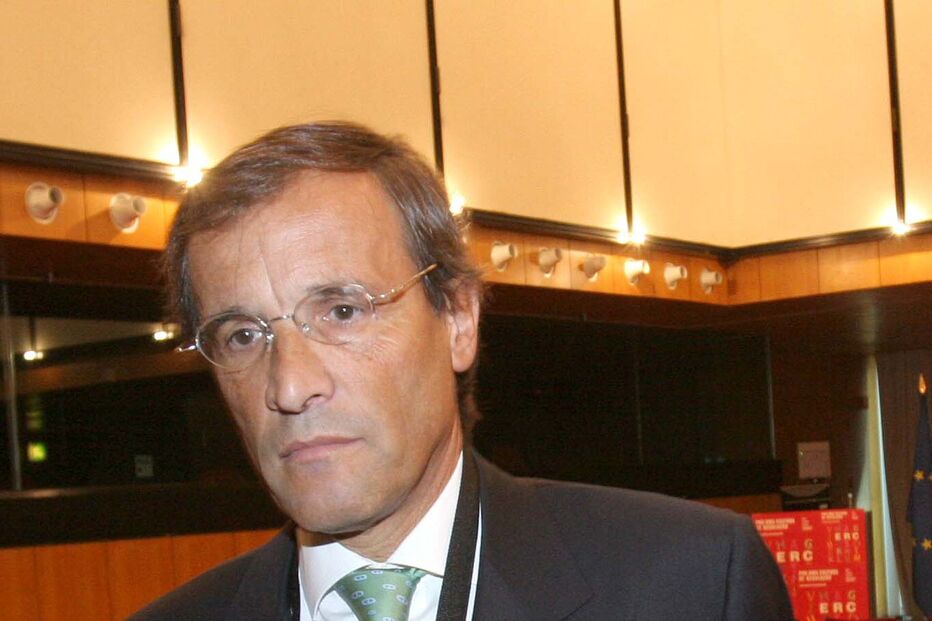 Carlos Cruz é o candidato  
