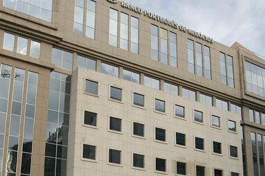 Offshores do BPN pagaram contas