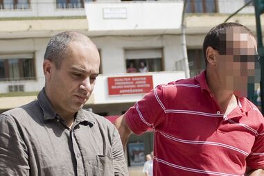 Assassino em cela de segurança