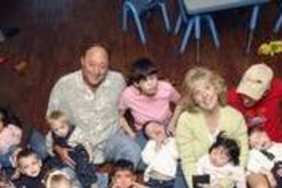 Casal morto com oito filhos em casa