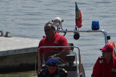 Morre ao salvar cadela 