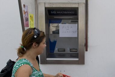 Som de motos encobre ladrões