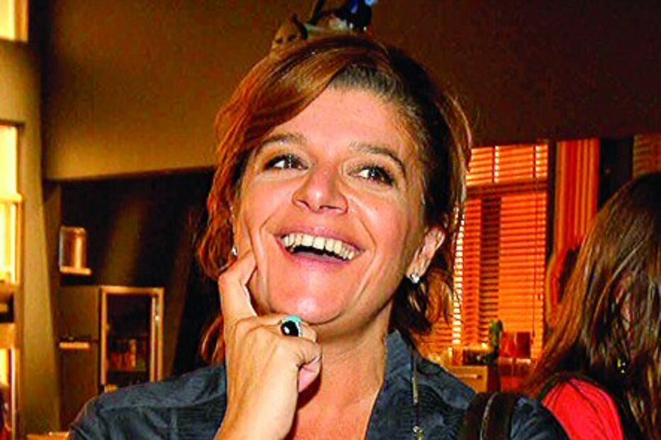 Júlia Pinheiro mantém programa da tarde