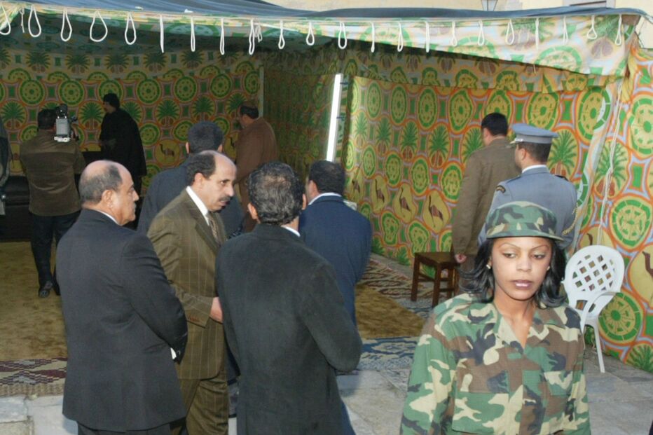 Base Aérea para fuga de Khadafi