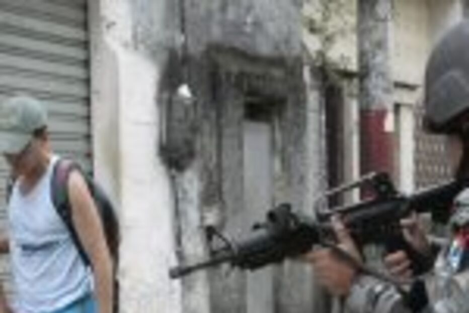 Ordem de ataques partiu de prisões 