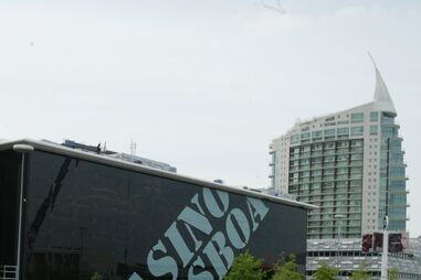 Usava cartão falsificado no casino