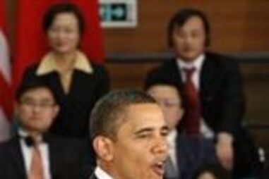 Obama salva dois perús de serem cozinhados