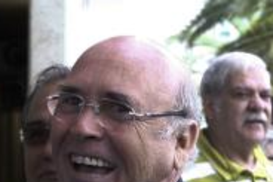 Cerveja: Sousa Cintra quer comprar empresa que vendeu