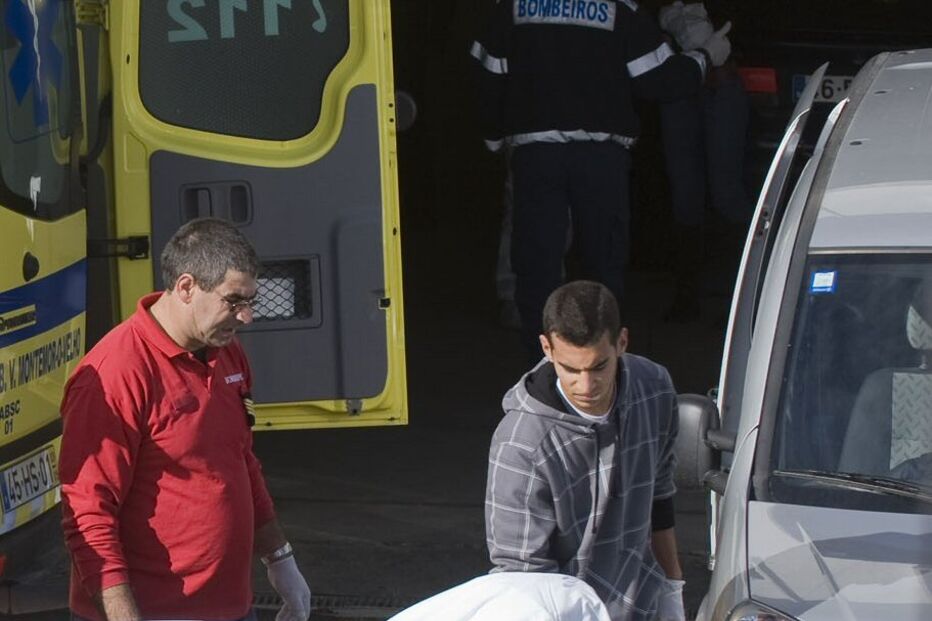 Ex-fuzileiro mata mulher e GNR 