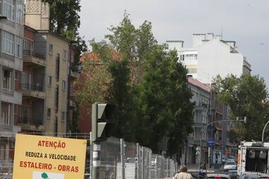 O bras sem fim na praça de Alvalade