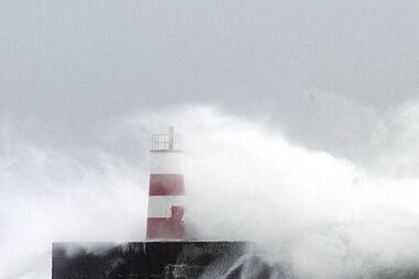 Alerta de vento e chuva 
