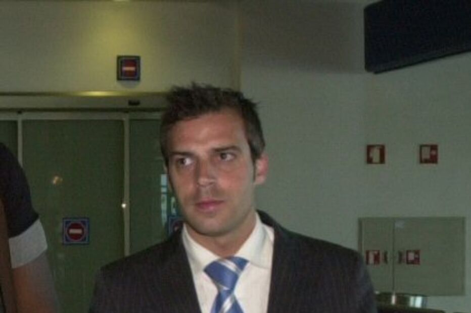 Empresário desvia 200 mil €