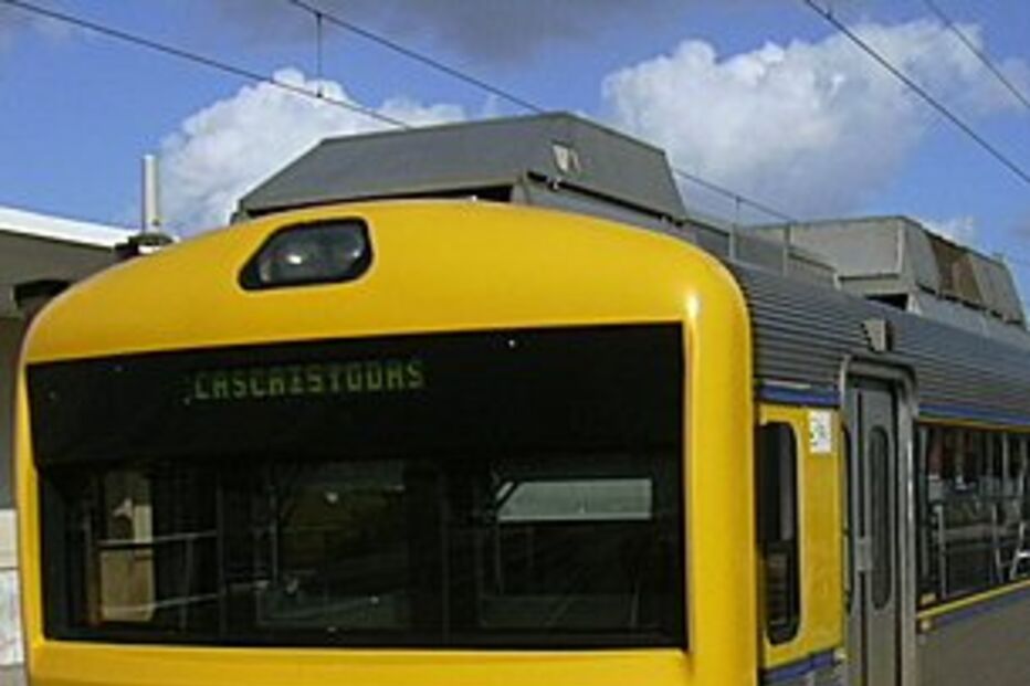 Lisboa: Comboio trucida casal