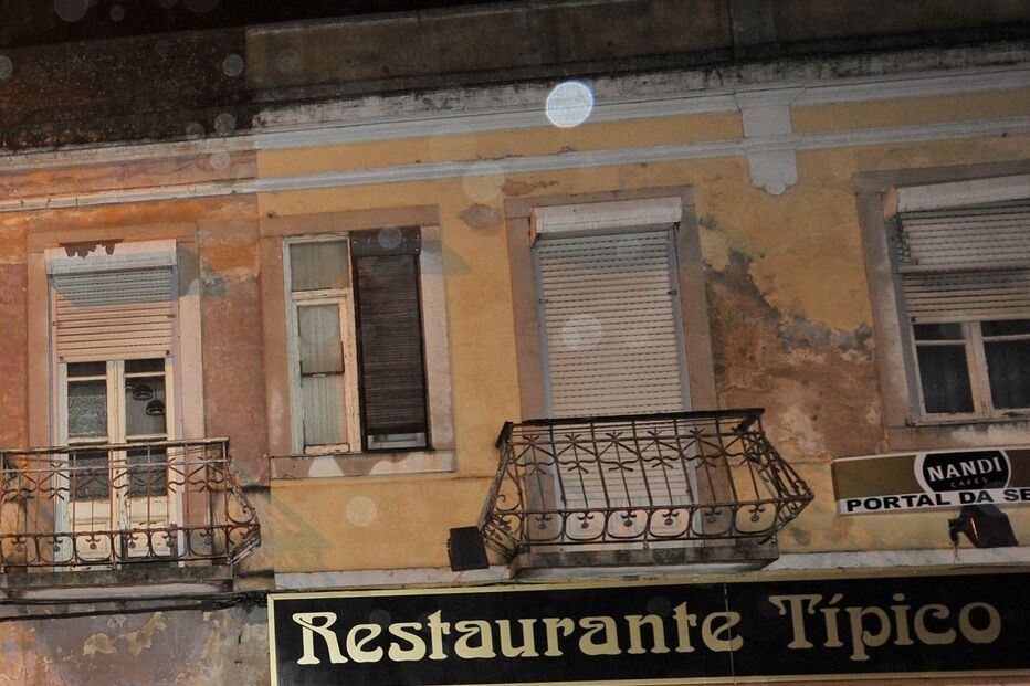 Morto à porta de discoteca 