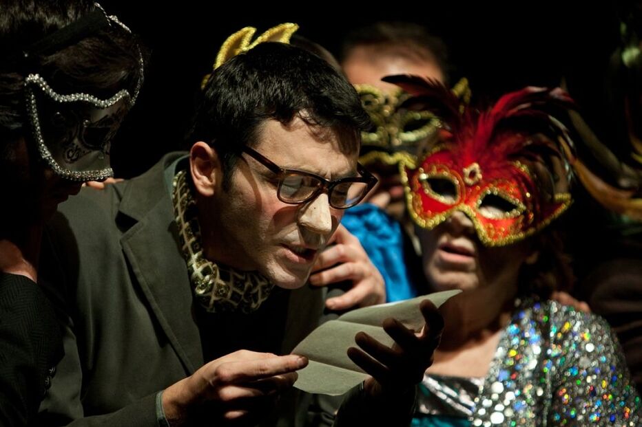 Barraca faz réveillon com ‘O Inspector Geral’