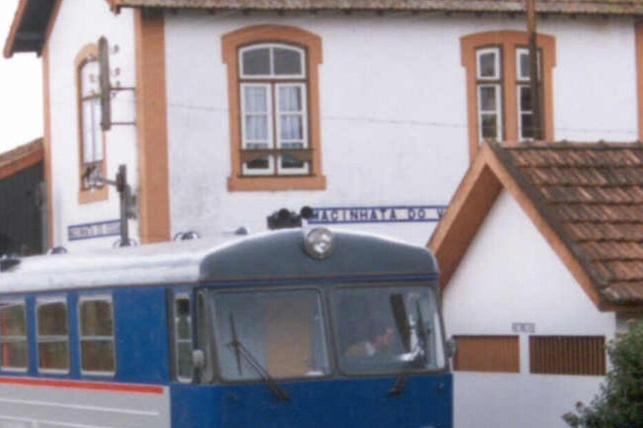 CP vende comboios ao Peru