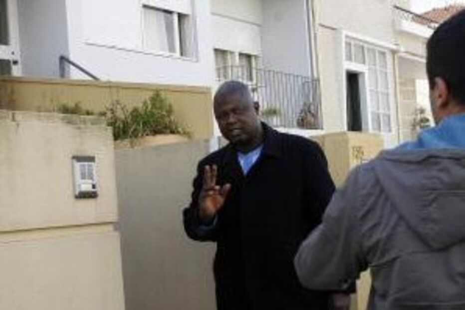 Professor Bambo não vai a julgamento