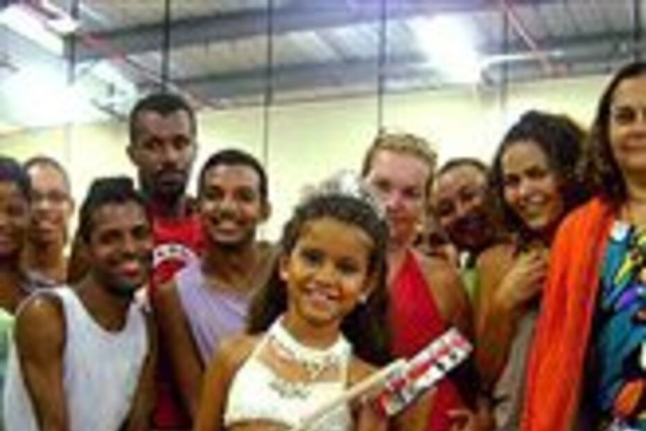 Brasil: Justiça permite menor como rainha de escola