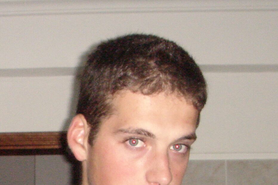 Tiro acidental mata cadete