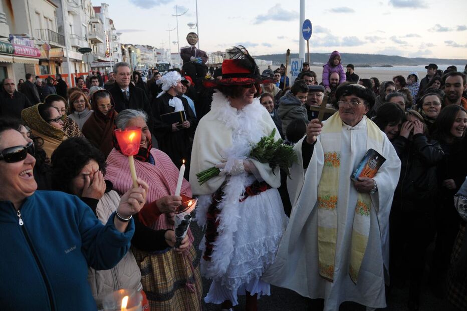 Nazaré julgou e enterrou Santo Entrudo