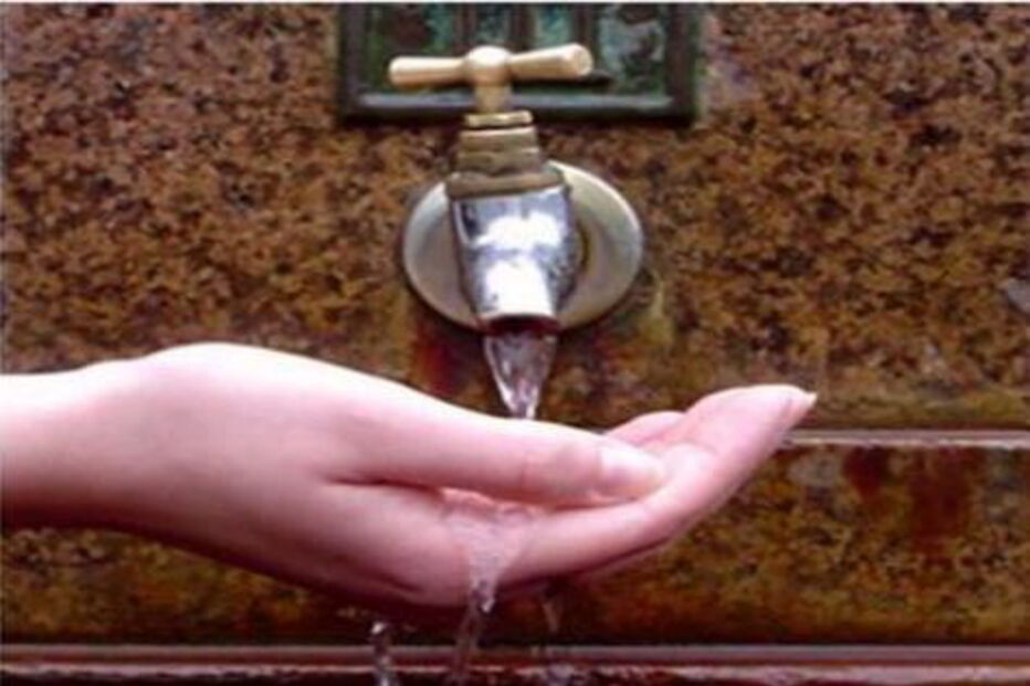 Água imprópria para consumo em Santana