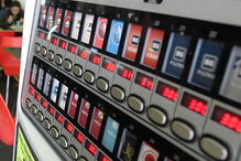 Furtam máquina de tabaco