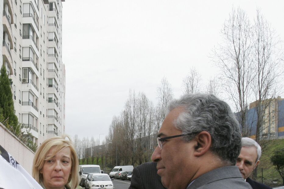 Aberta rua Ruben Cunha