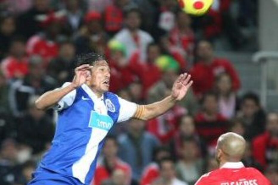 Pai ‘absolve’ Bruno Alves