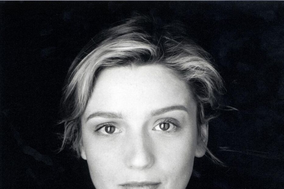 “Levei tantos anos a aceitar que era actriz...”