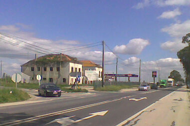 Cruzamento perigoso na Recta do Cabo