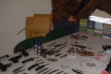 Detido homem na posse de 58 armas proibidas