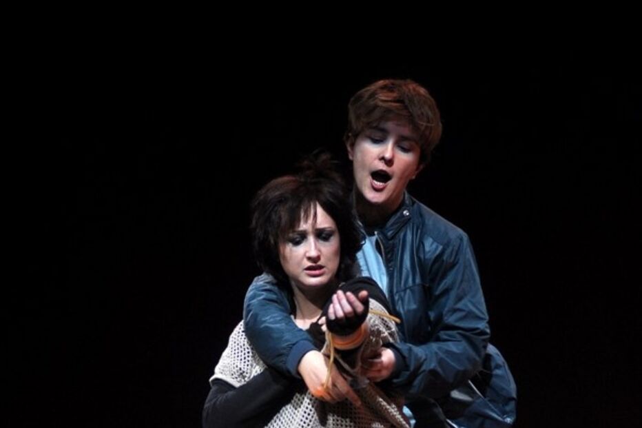 Ópera para seis mulheres suicidas no Teatro Municipal São Luiz