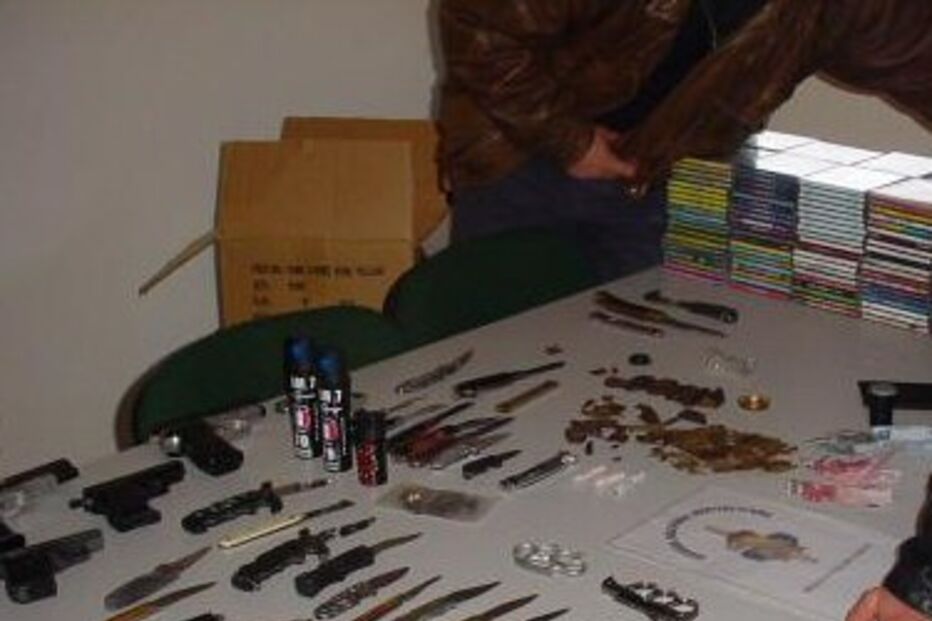Detido homem na posse de 58 armas proibidas