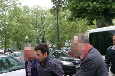 Presos sete homens pela morte de bruxo 