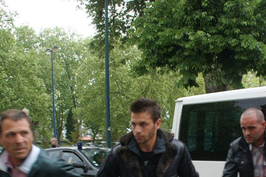 Mataram bruxo para cobrar dívida