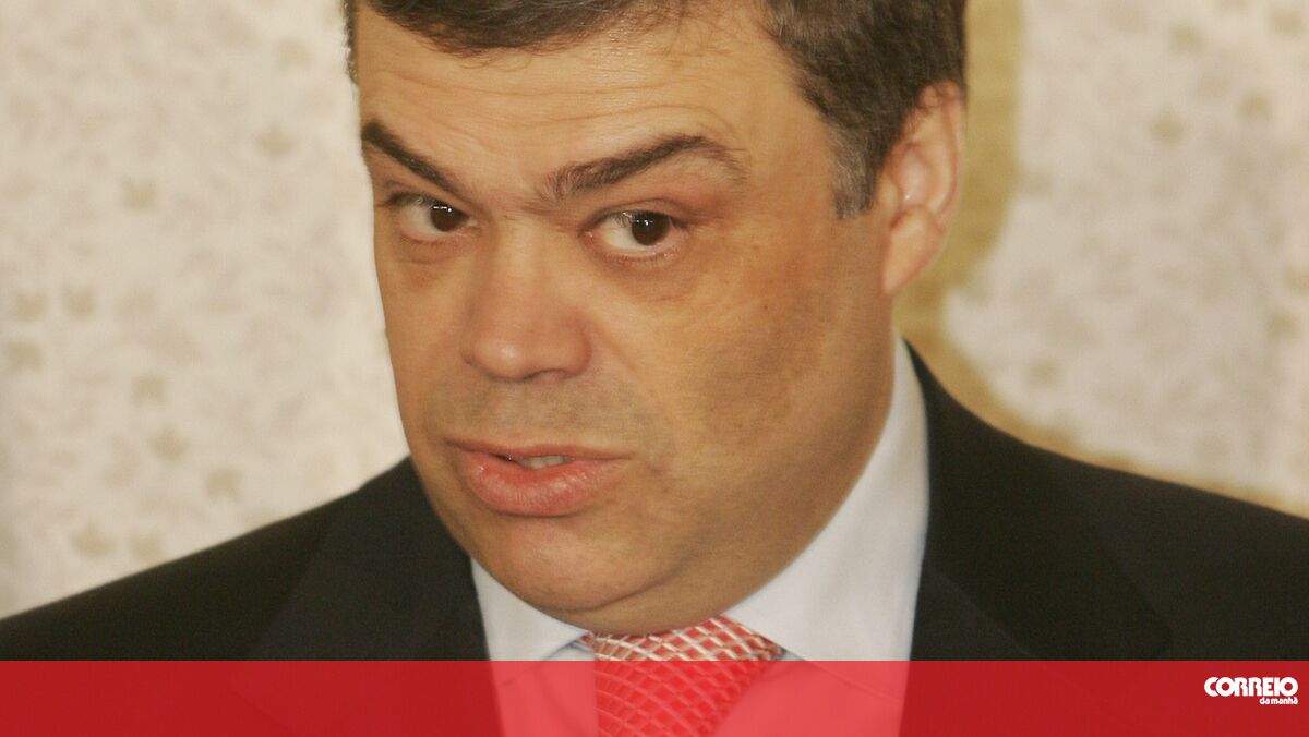 Ascenso Simões vai devolver subsídio de 27 439 euros - Política - Correio da Manhã
