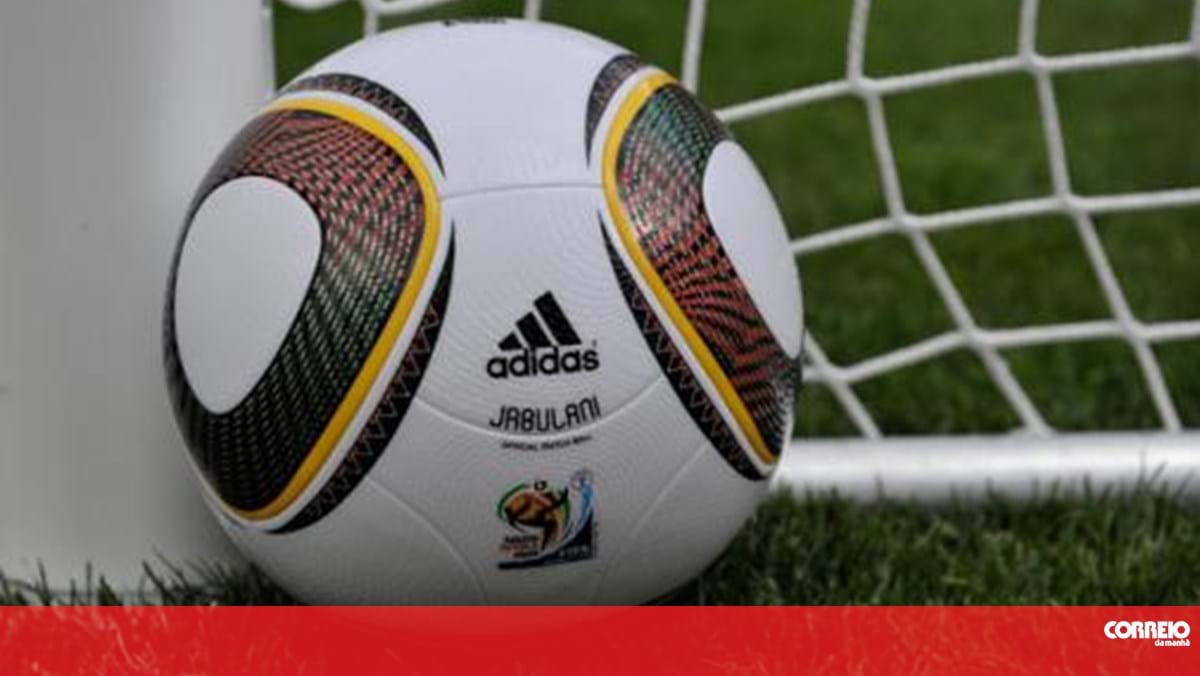 Após trauma com Jabulani, Fifa promete bola mais rápida e estável no Catar