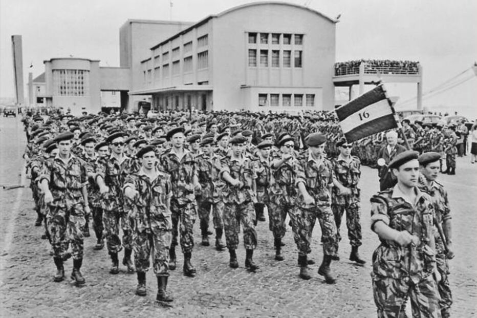 Caçadores 726 convivem