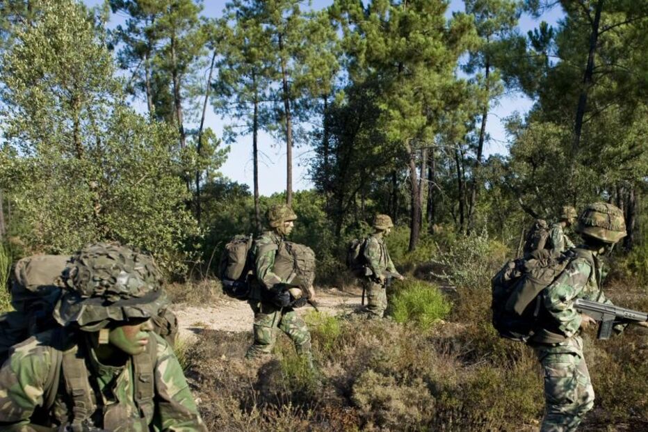 Militar de folga atira para matar 