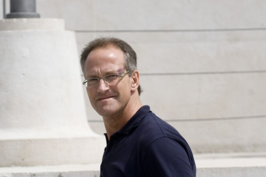 Professor exibe  pénis e dá aulas