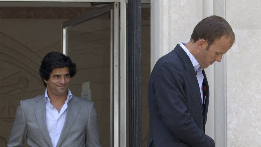 Duarte Champalimaud (à direita) e Pedro Belo saíram absolvidos e não quiseram falar à Comunicação Social