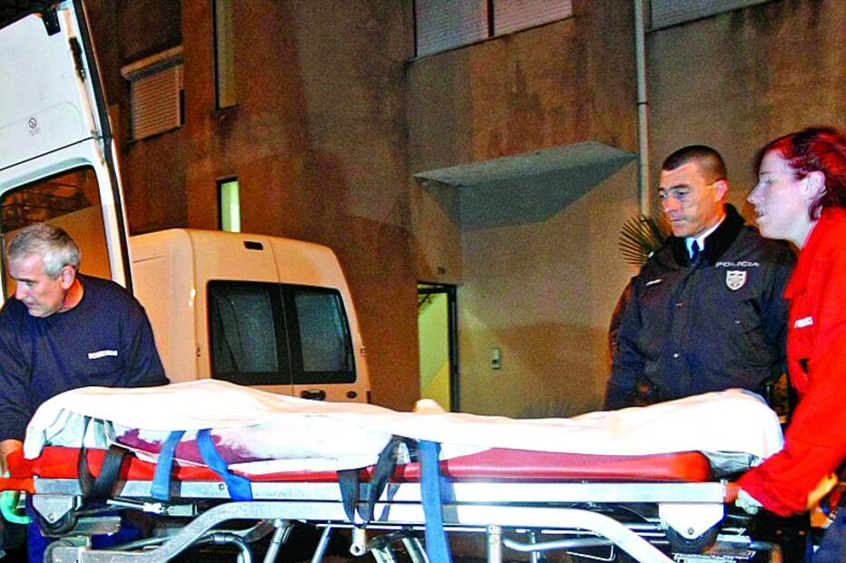 Travesti matou por amor