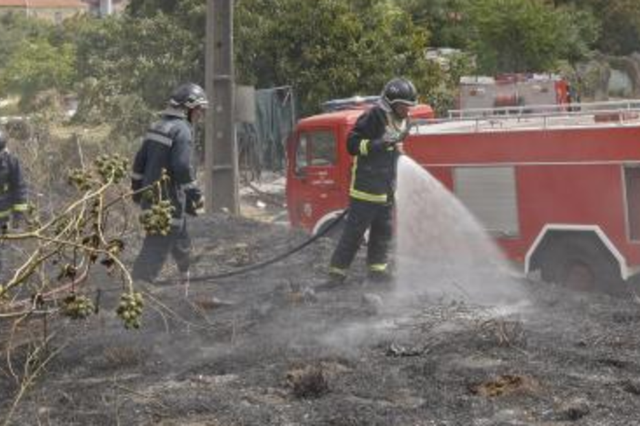 Quatro incêndios activos em Portugal