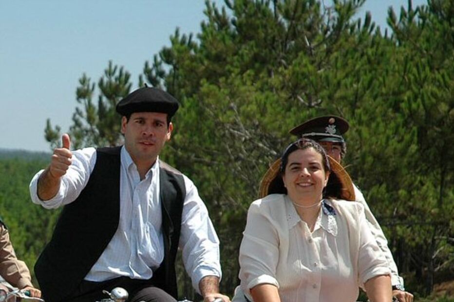 Bicicletas antigas dão nas vistas na Burinhosa 