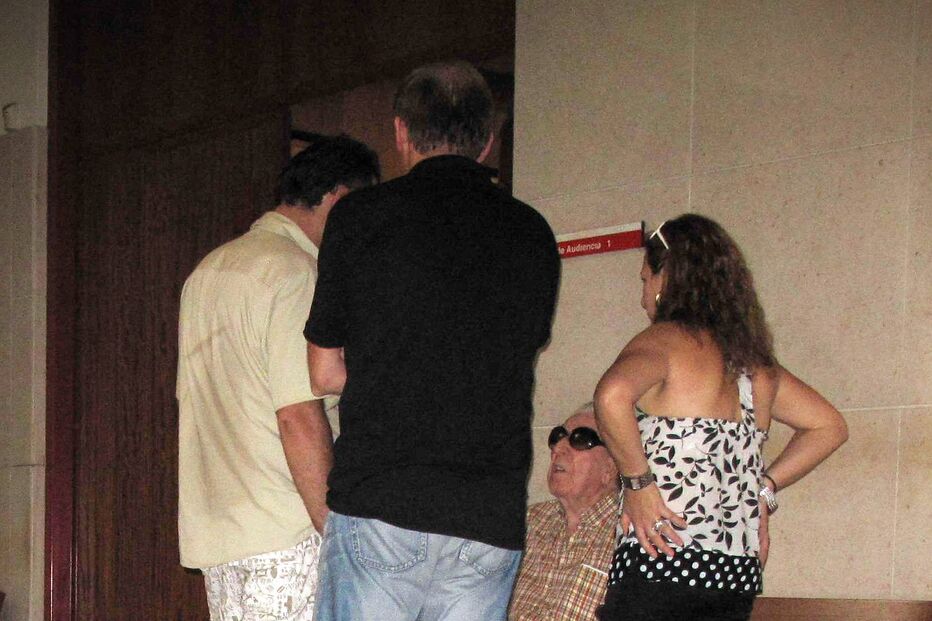 “Cala-te ou levas um tiro na cabeça”