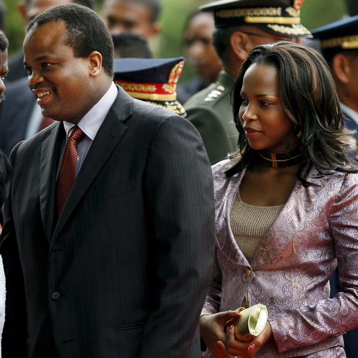 Rei Mswati traído pela 12.ª esposa - Mundo foto