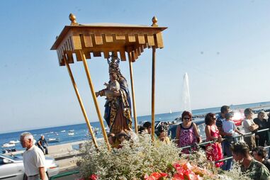 Cascais venera Nossa Senhora dos Navegantes 